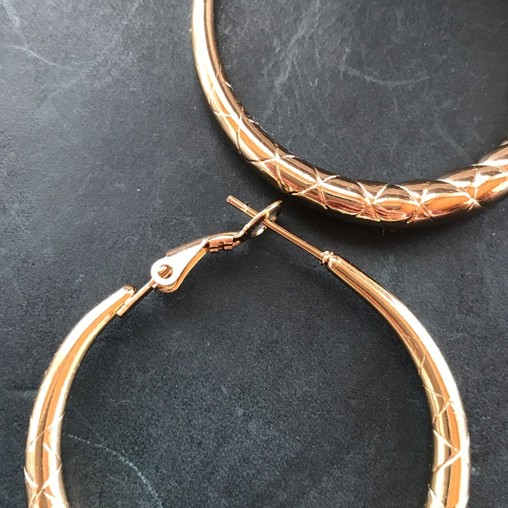 Textured Hoops - Picture 2 of 8